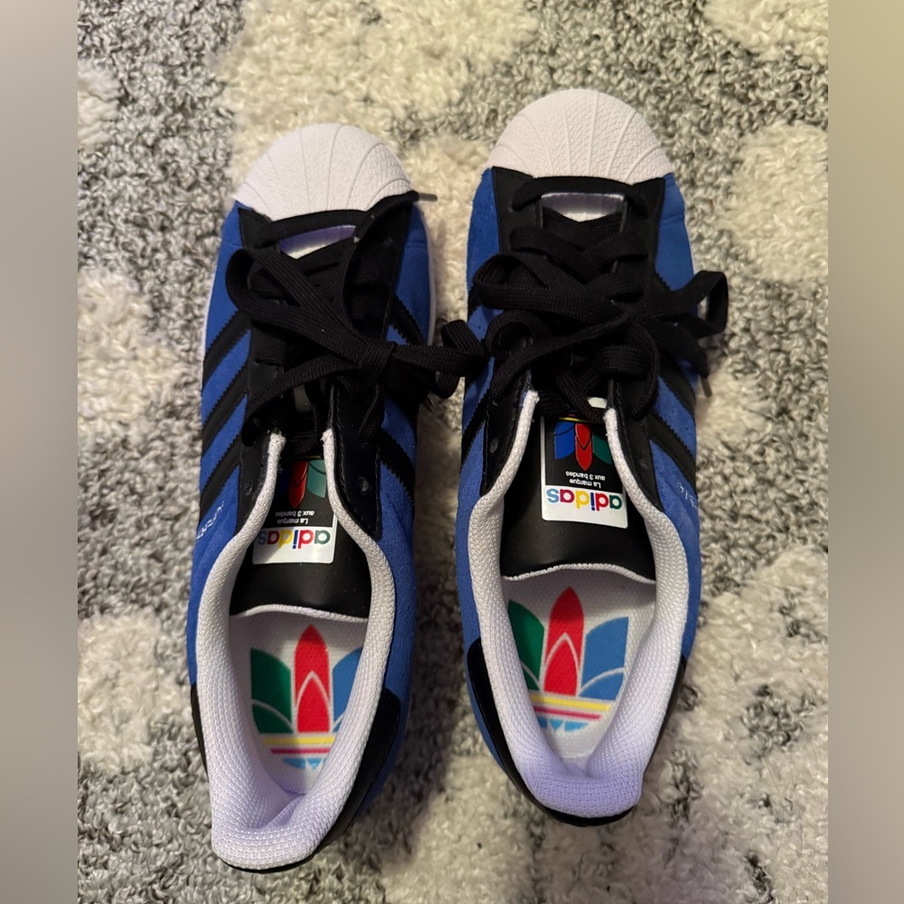 New Adidas Superstar unisex sneakers size US7